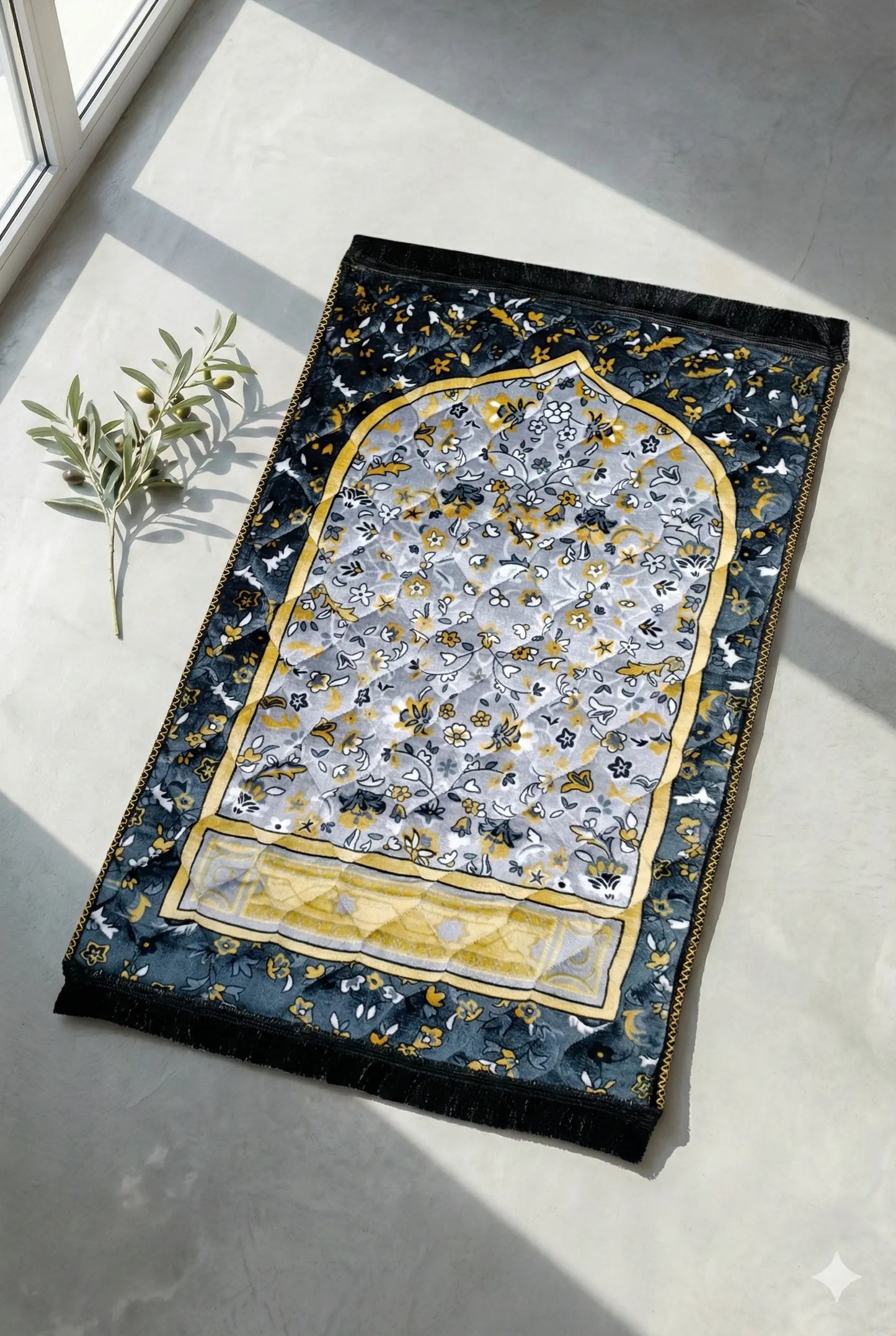 Midnight Floral Arch Quilted Prayer Mat