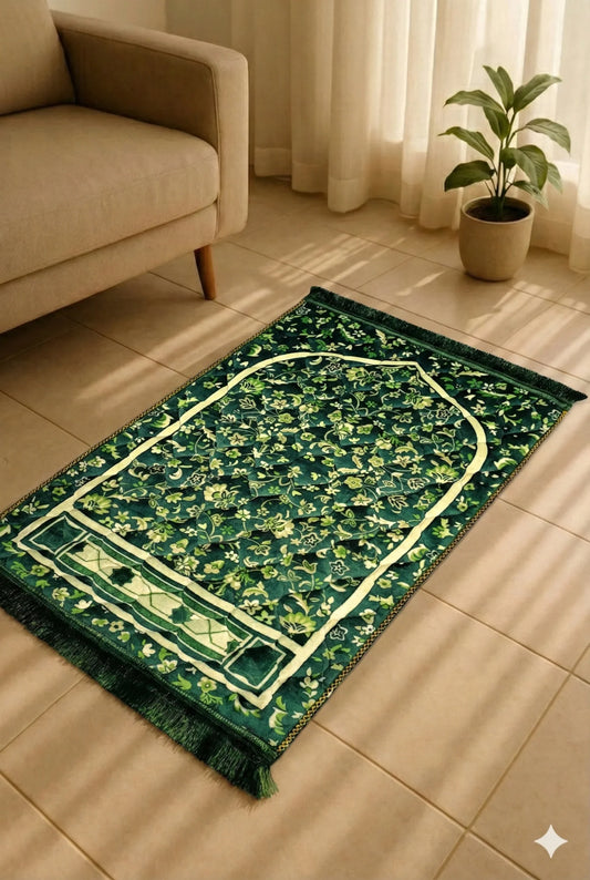 Green Velvet Prayer Mat – Gold Qibla Arch, Anti-Slip